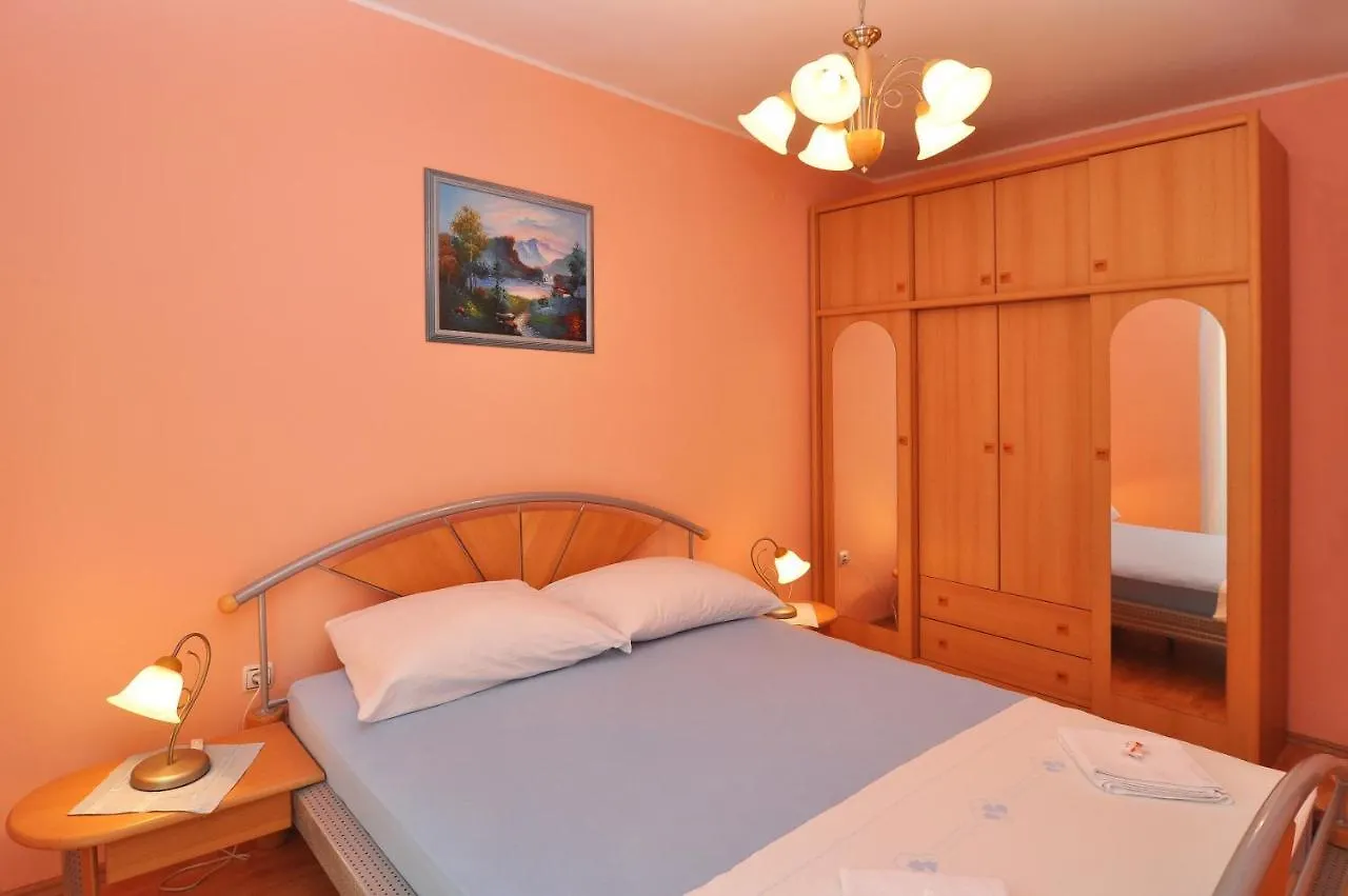 Spacious 100M2 Apt W Big Terrace & Great Sea View Slatine Apartment