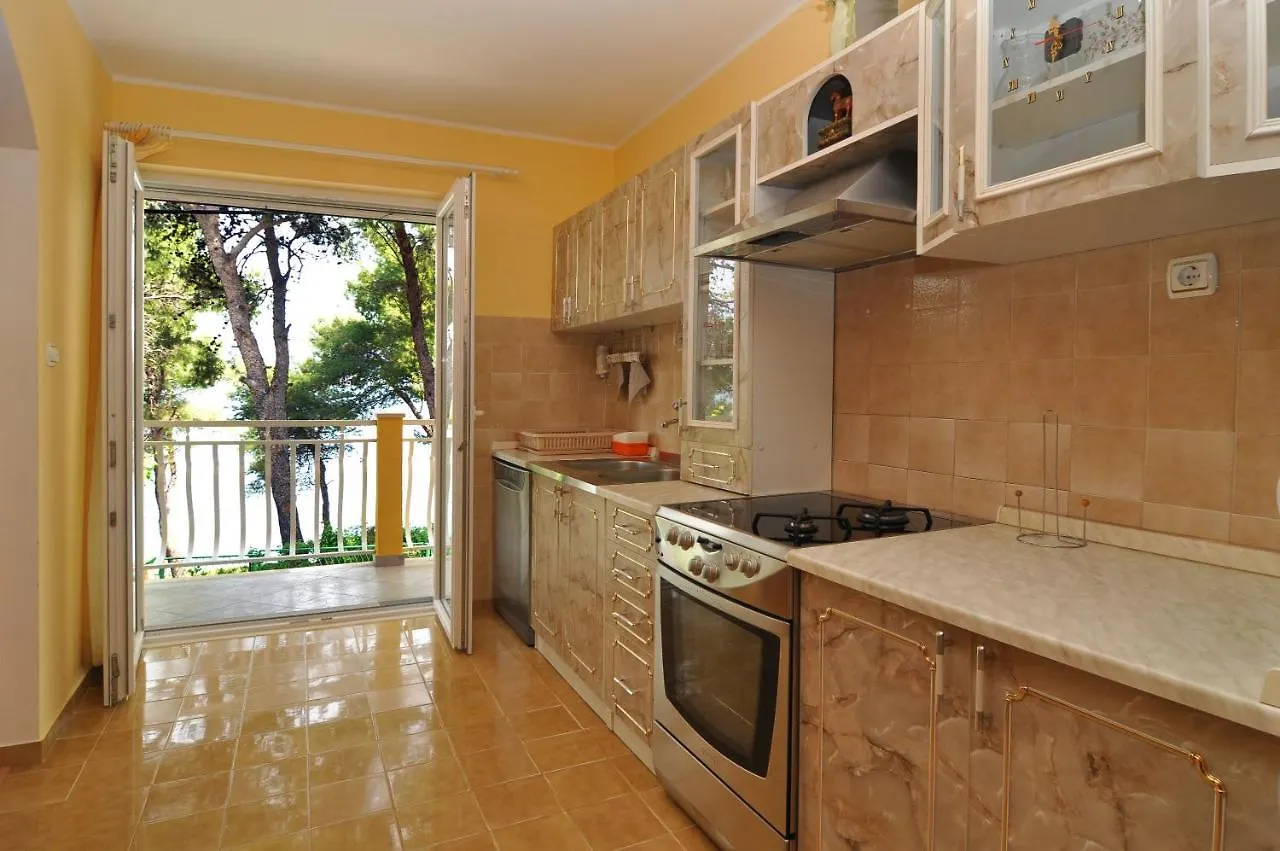 Spacious 100M2 Apt W Big Terrace & Great Sea View Slatine Apartment